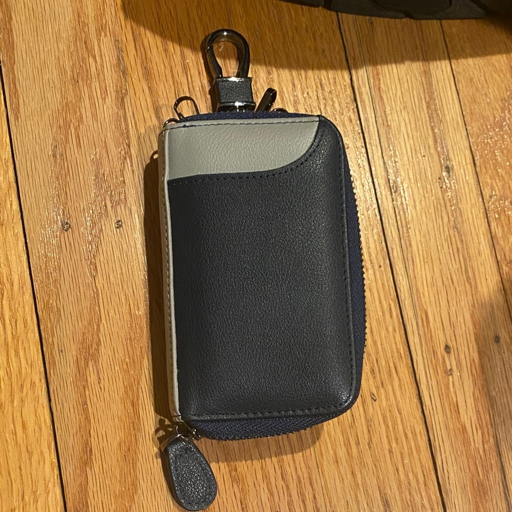 Black and Gray Leather Key Holder